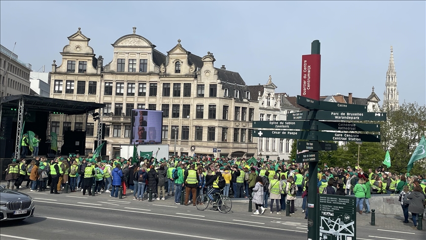 Belgjikë, mësuesit dalin në protestë