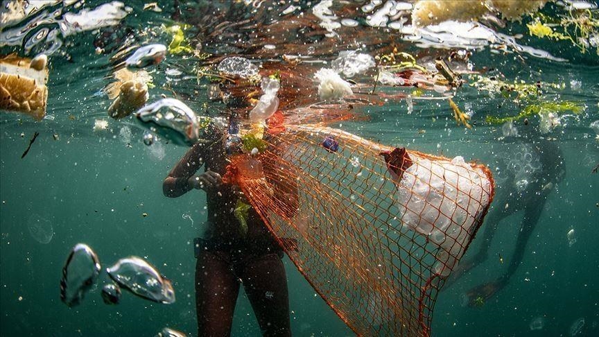 Disa vende evropiane kërkojnë masa për “reduktimin e mikroplastikave”