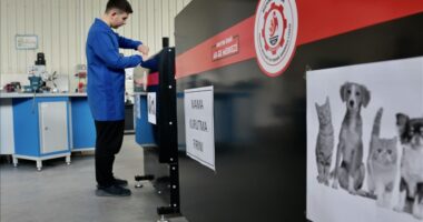 Turqi, shpiket makineria që shndërron ushqimin e mbetur në ushqim për kafshët shtëpiake