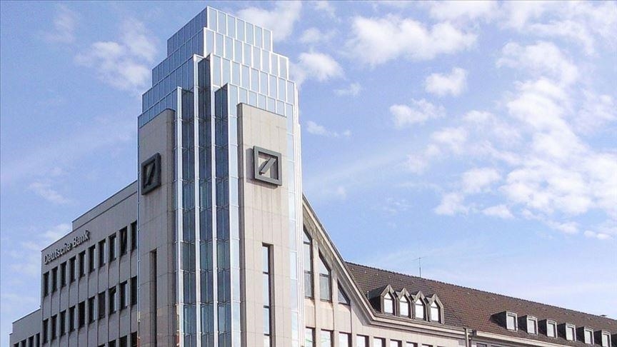 Deutsche Bank përgatitet të mbyllë qendrat e teknologjisë në Rusi