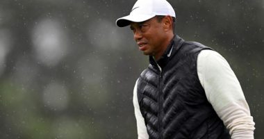 Tiger Woods i pafat, numri një i golfit lë turneun “Masters” për shkak të një dëmtimi