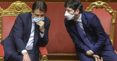 “Mund të ishin shmangur mijëra viktima”, Conte dhe ministri i Shëndetësisë do të merren në pyetje për pandeminë