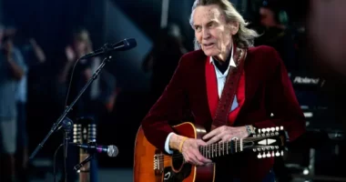 Ndahet nga jeta në moshën 84-vjeçare, kantautori kanadez Gordon Lightfoot