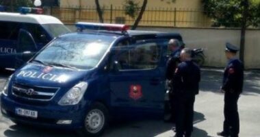 Vend pune në këmbim të votës, shoqërohen në polici dy punonjëset e administratës në Këlcyrë