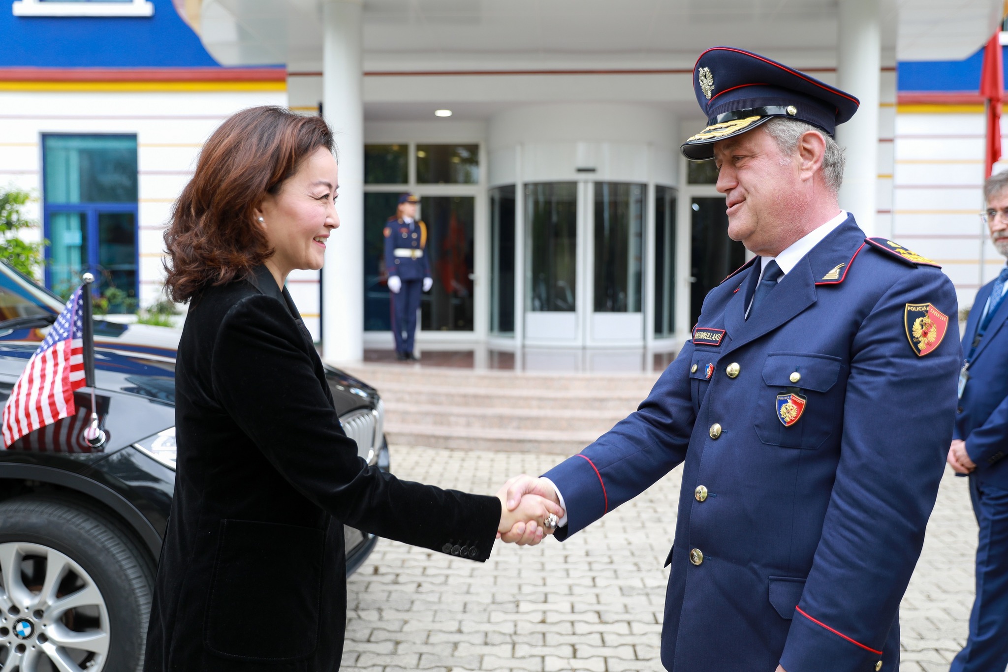 Lufta kundër krimit të organizuar dhe korrupsioni në fokus, Yuri Kim takon Muhamet Rrumbullakun