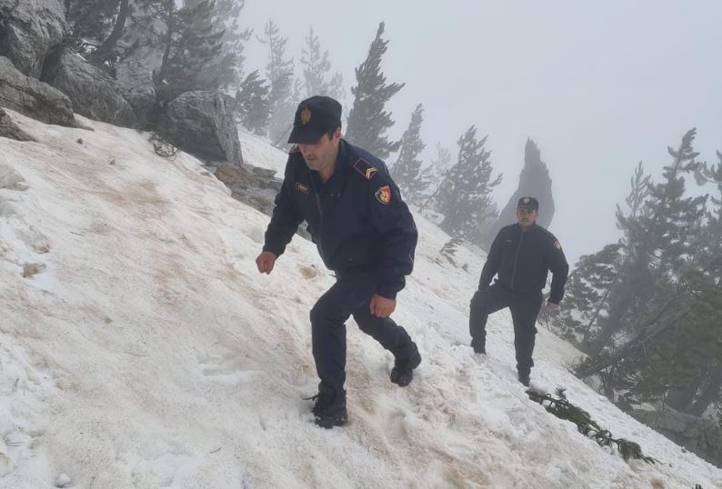 Valbonë/ Bien në greminë për shkak të terrenit të thepisur, policia gjen trupat e pajetë të dy turisteve