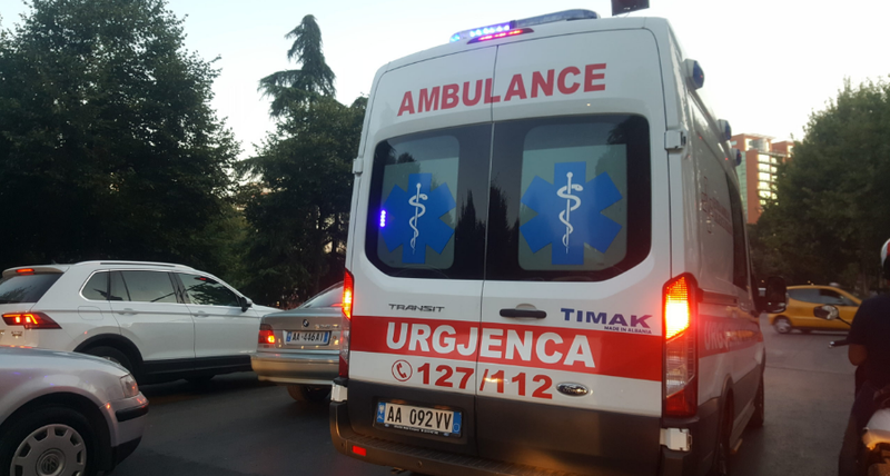 U aksidentua nga një automjet, ndërron jetë 22-vjeçarja në Durrës