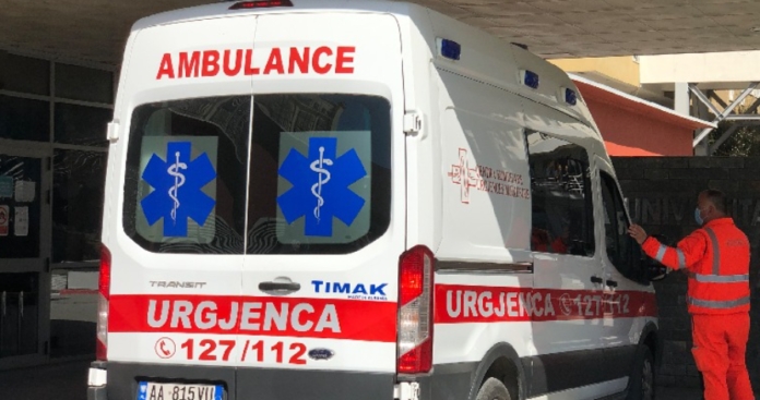 Tiranë, 52-vjeçari i jep fund jetës duke u vetëhedhur nga pallati