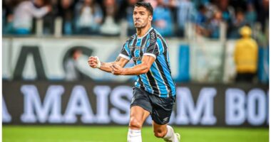 VIDEO/ Rikthehet “El pistolero”, Luis Suarez shënon “perlën” në Kupën e Brazilit