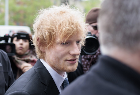 Ed Sheeran fitoi gjyqin ndaj akuzave për plagjiaturë