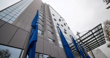 Afera me rezervat shtetërore, ministrja Hajdari: Nuk shoh arsye për dorëheqje