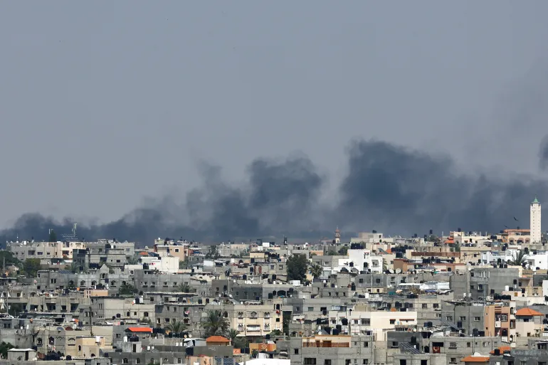 Forcat izraelite sulmojnë Rripin e Gazës, një i vrarë dhe dy të plagosur