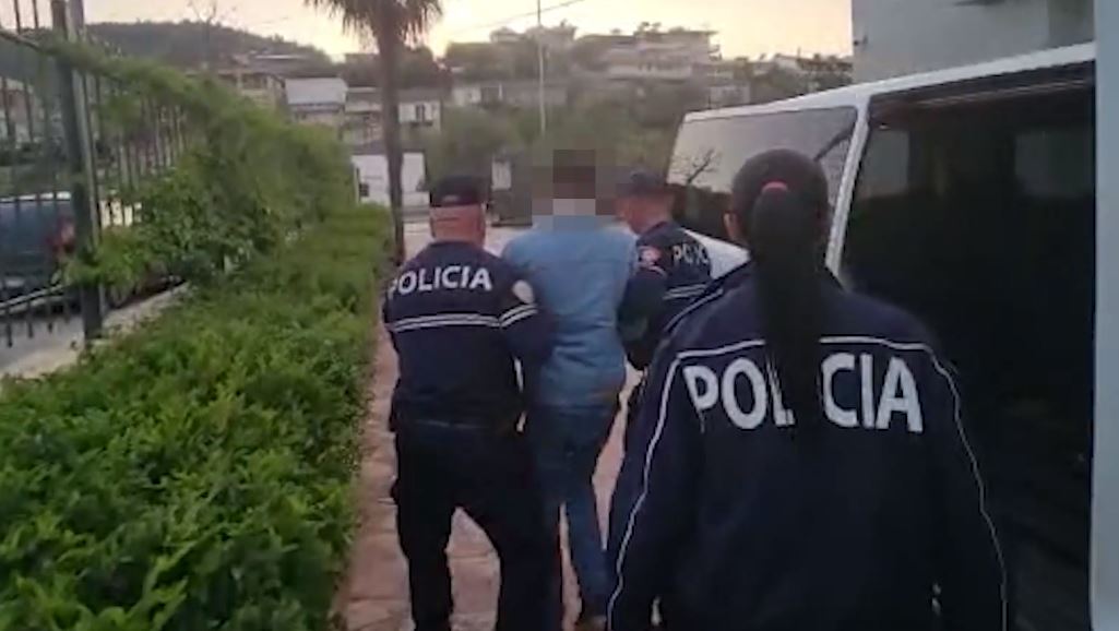 Kanabis gati për shitje, arrestohen dy të rinj në Himarë