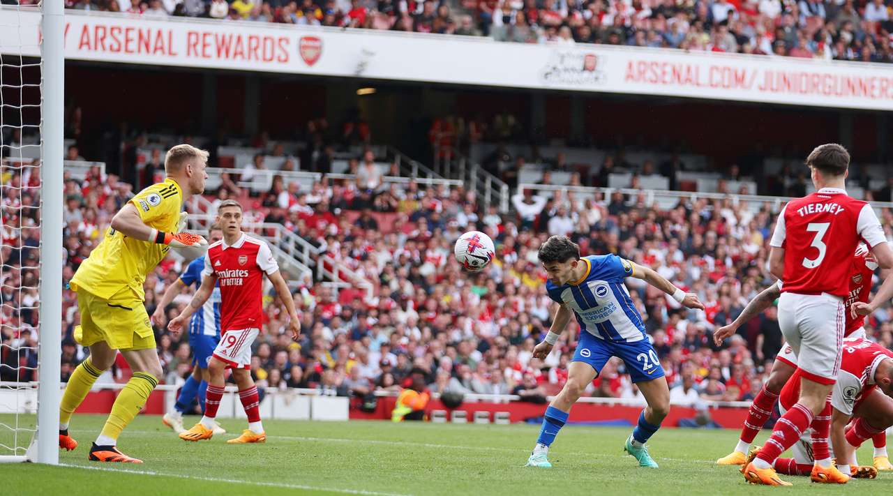 Arsenali i thotë lamtumirë titullit