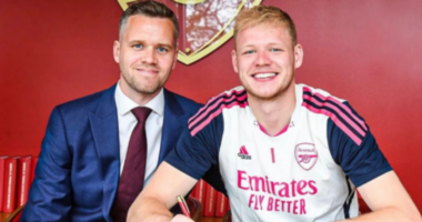 Arsenal “blindon” Ramsdale, Arteta: Klubi po ndërton të ardhmen me talentat e rinj
