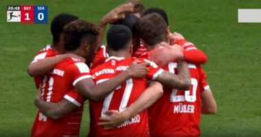 VIDEO/ Muller rikthehet me gol, “veterani” zhbllokon shifrat përballë Schalke