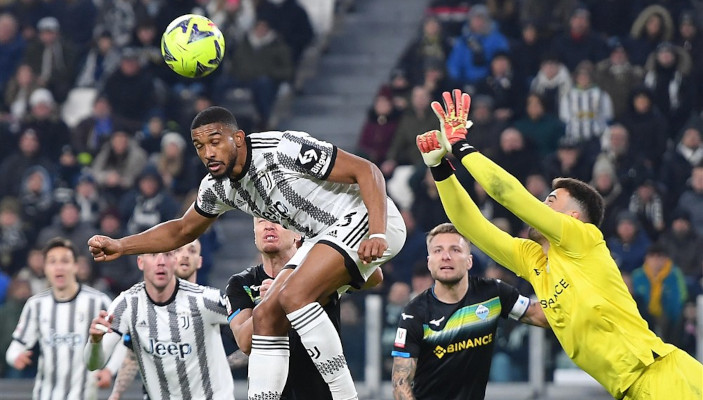 Mbrojtja “fut uje”, Tottenham kërkon lojtarin e Juventusit