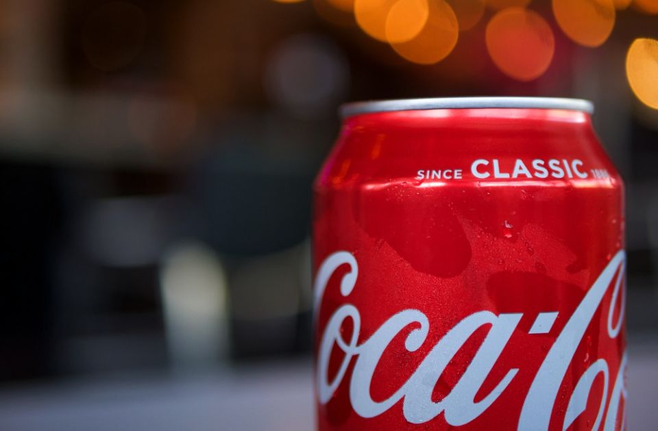 Një kanaçe Coca-Cola shitet për më shumë se 300,000 dollarë në eBay