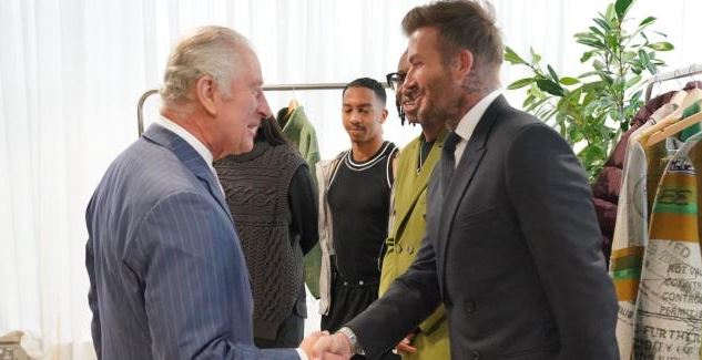 VIDEO/ David Beckham i bën Mbretit Karl III dhuratën e pazakontë