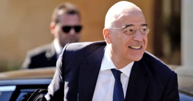 Beleri në burg, Dendias në Bruksel bashkë me ministrat e tjerë të BE-së, pritet të takohet me Xhaçkën