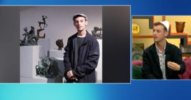 Euro Rrasa, skulptori që ruan traditat e Myzeqesë tregon historinë e emrit: Kur udhëtoj në sportele çuditen