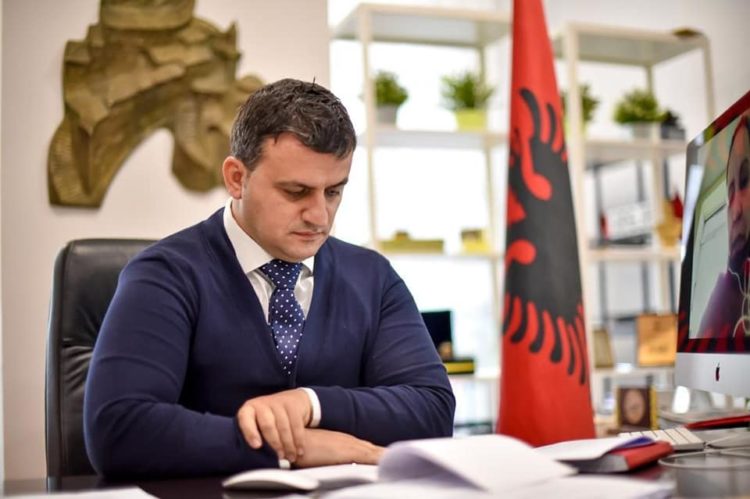 Vendoret/ Kandidatët e PS kryesojnë në Gjirokastër e Delvinë