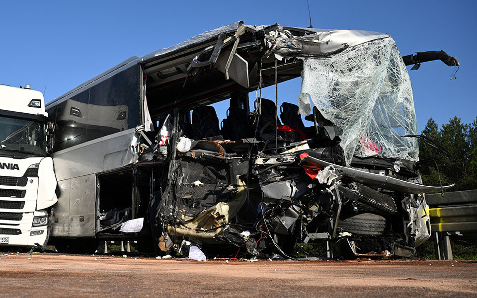 Aksident i frikshëm në Gjermani, mbi 50 të plagosur, bllokohet autostrada