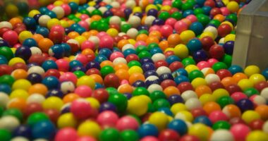 5-vjeçari gëlltiti 40 çamçakëz dhe përfundoi në terapi intensive