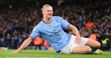 Barcelona mori La Ligën, Man City 3 pikë larg titullit