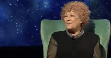 “I hodhët helm spektatorit”, Justina Aliaj kujton Festivalin e 11-të: Na prenë në besë, isha vetëm 20-vjeçe