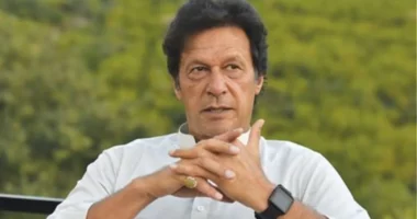 Ish-kryeministri pakistanez Imran Khan lirohet me kusht