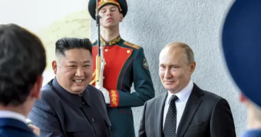 Kim Jong Un mesazh urimi Putinit, për “9 Majin”: Rusia do të mposhtë forcat armike