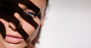 Gjashtë arsye pse duhet të përdorni krem kundër diellit