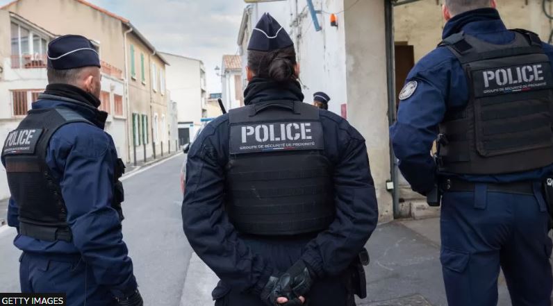 Sulm me armë zjarri ndaj një makine në Marsejë të Francës, vriten tre të rinj