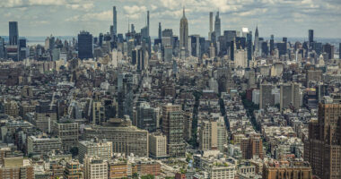 Nju Jorku bëhet shteti i parë që “ndërpret” gazin natyror në godinat në ndërtim