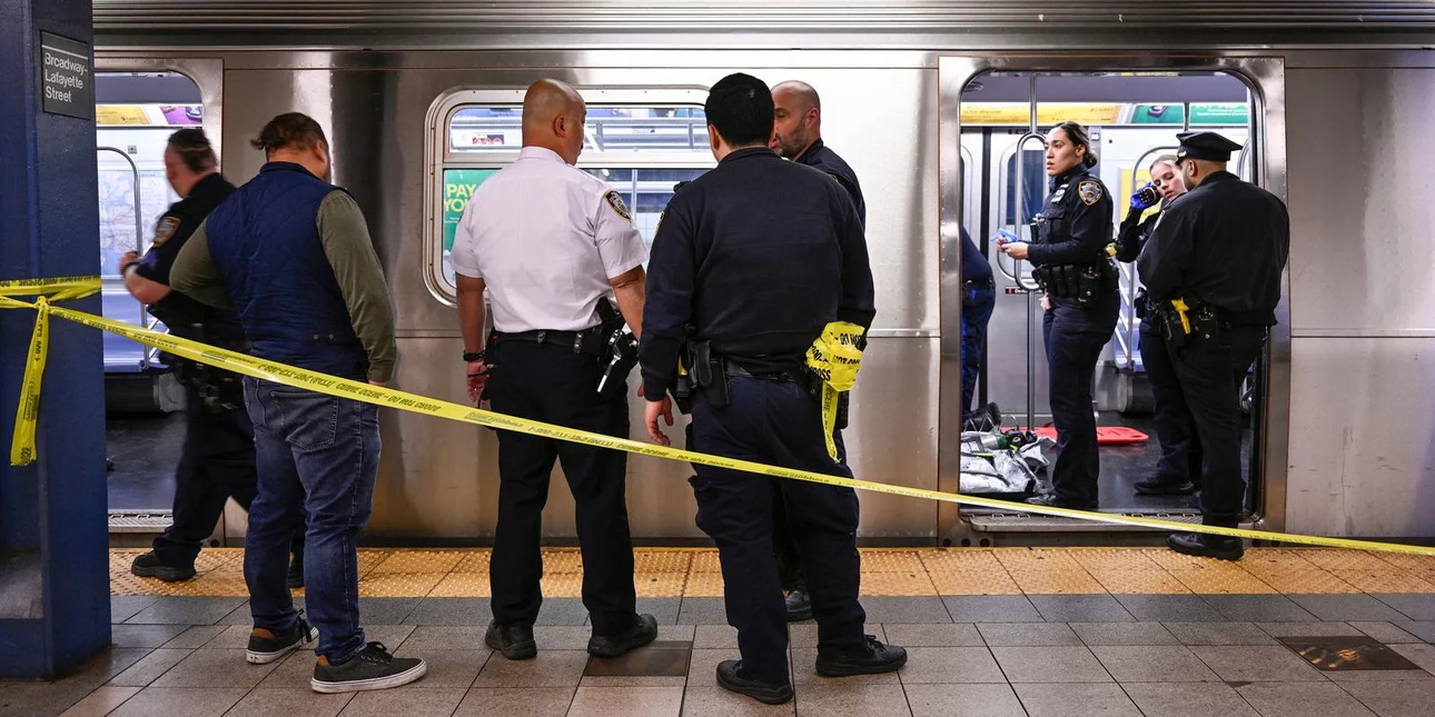 Shokuese/ 24-vjeçari mbyt me duar pasagjerin në metronë e New Yorkut