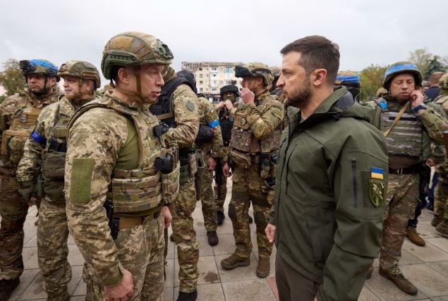 Ushtria ukrainase zotohet të mos heqë dorë nga Bakhmuti