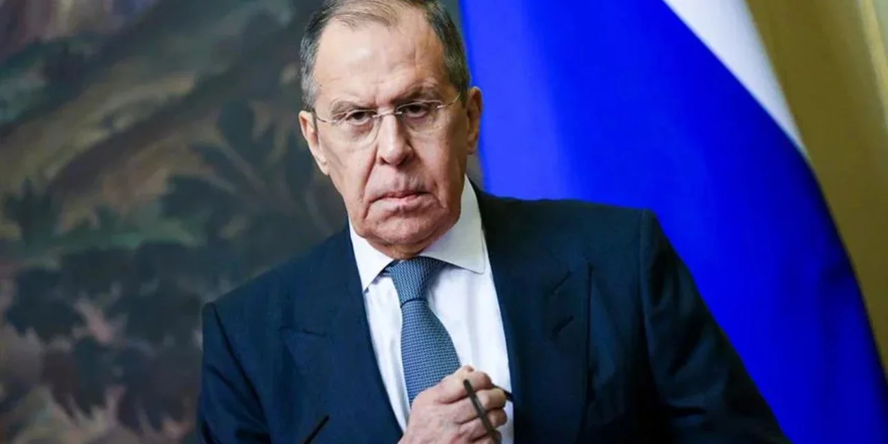 Paralajmëron Lavrov: Marrëveshja për eksportin e grurit në Detin e Zi rrezikon kolapsin