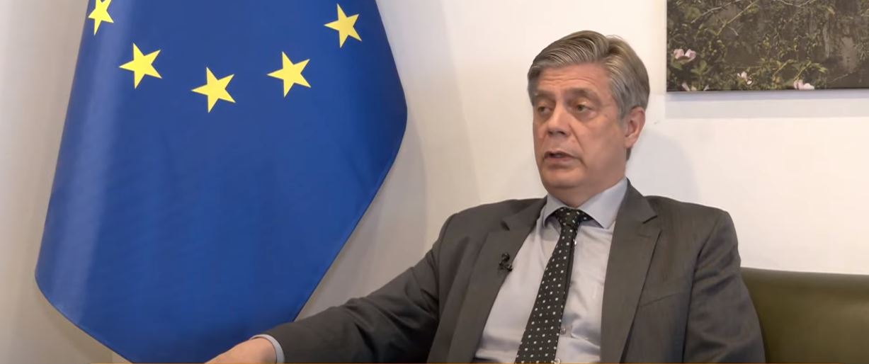 Tensionet në veri të Kosovës/ Kreu i EULEX për ABC News: Kërkoj armëpushim të menjëhershëm