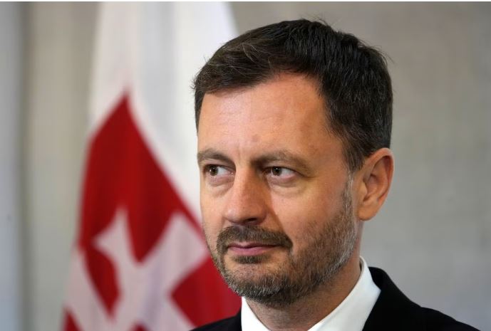 Jep dorëheqje kryeministri i Sllovakisë, Eduard Heger