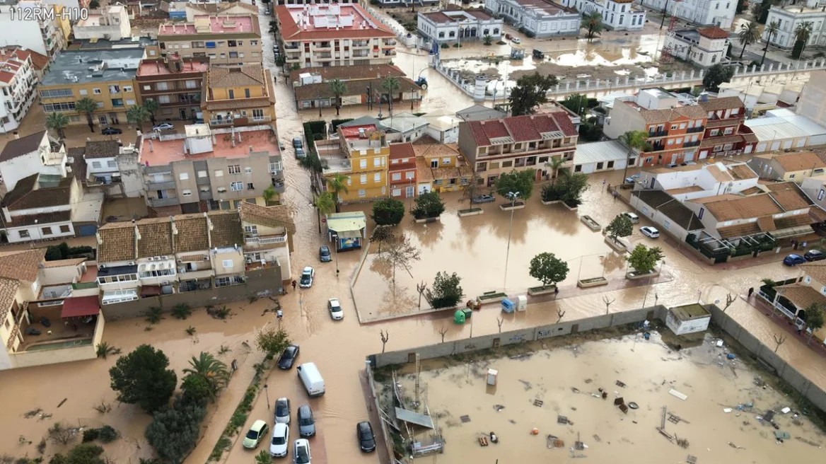 Pas thatësirës së madhe, Spanja në alarm nga shirat e rrëmbyeshëm dhe përmbytjet