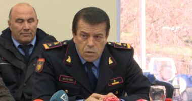 Shmang vettingun, rri në polici/ Vehbi Bushati ishte drejtor i policisë Lezhë, do vijojë të qëndrojë në radhët e policisë