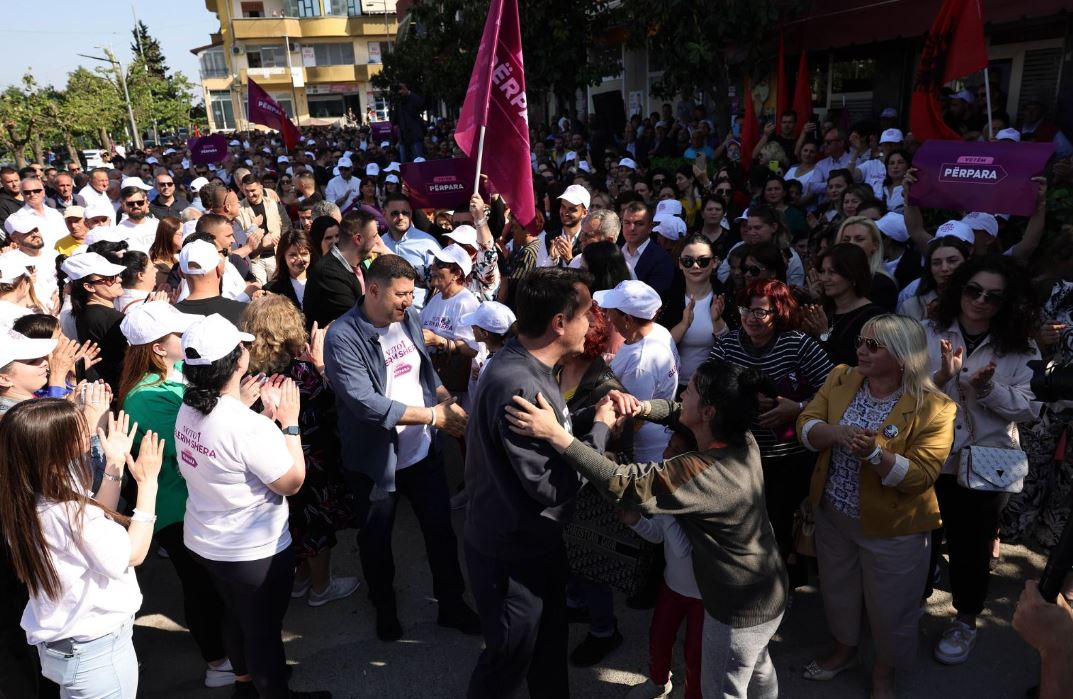 Porosia e Veliajt për demokratët: Mos shihni teserën e partisë, por mirëqenien e fëmijëve tuaj!