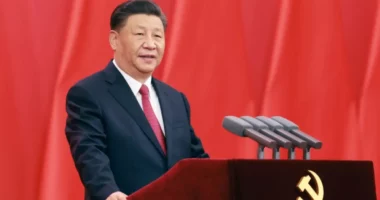 Lufta në Ukrainë/ I dërguari i Kinës mbërrin në Kiev për zgjidhje të krizës politike   