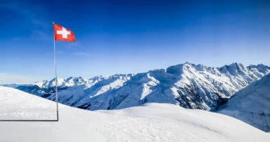 Vdesin 4 alpinistë, goditen nga orteku në Alpet zvicerane
