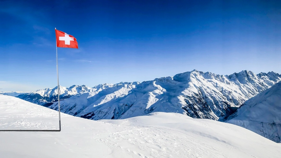 Vdesin 4 alpinistë, goditen nga orteku në Alpet zvicerane