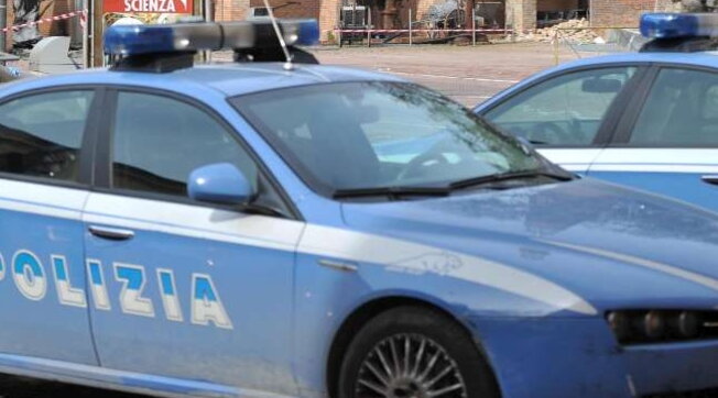 E rëndë/ Ekzekutohet në hyrje të pallatit policja italiane