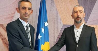 Kryetarët Atiç dhe Peci bisedojnë për zgjidhjen e problemeve në veri të vendit