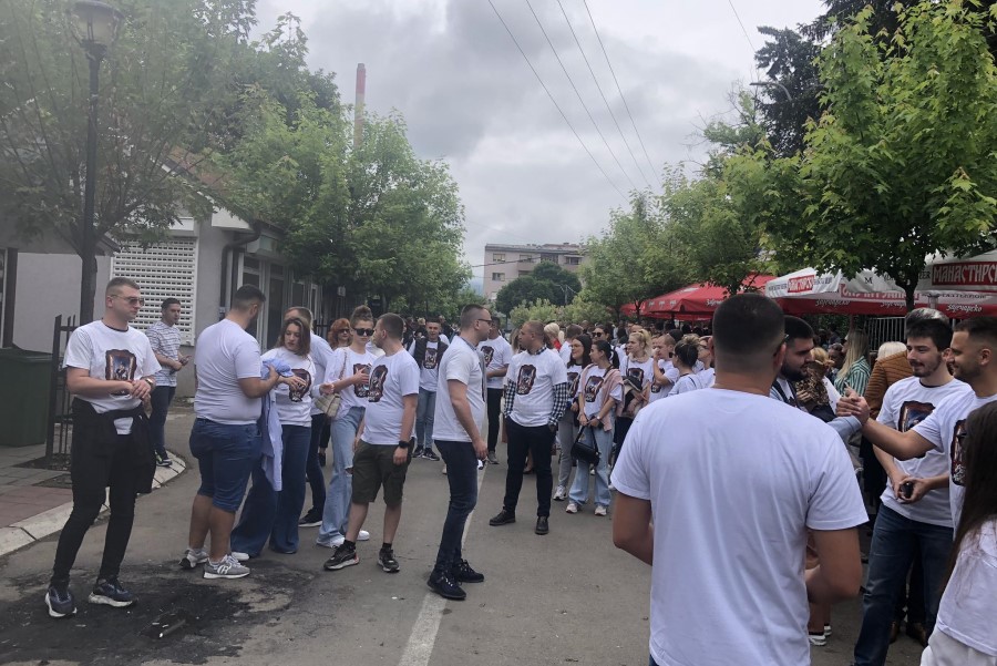 Studentët serbë i bashkohen protestës në Zveçan