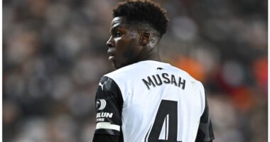 Milan p&euml;r &ldquo;pazar&rdquo; n&euml; Spanj&euml;, &ldquo;kuqezinjt&euml;&rdquo; vihen pas mesfushorit t&euml; Valencia